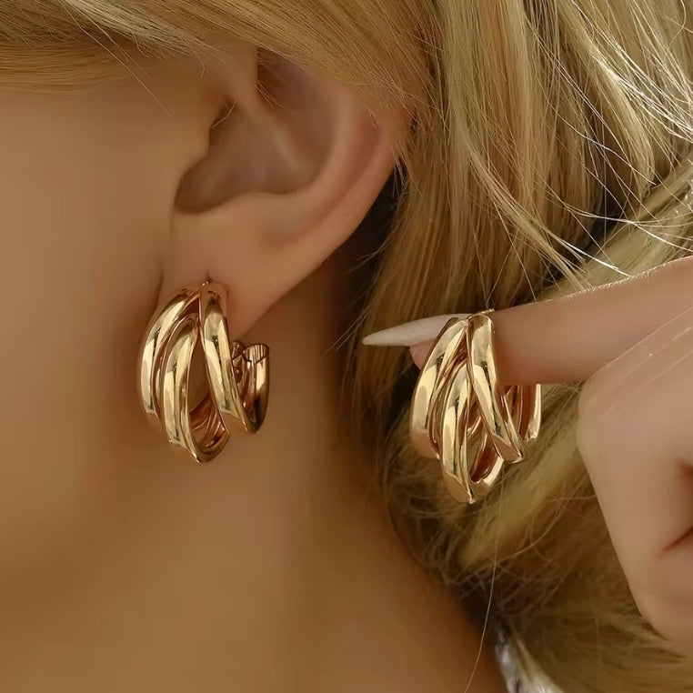 🛍️ 🛍️ Exclusieve 7-delige Dames Sieradenset – Kettingen, Armband & Gratis Oorbellen