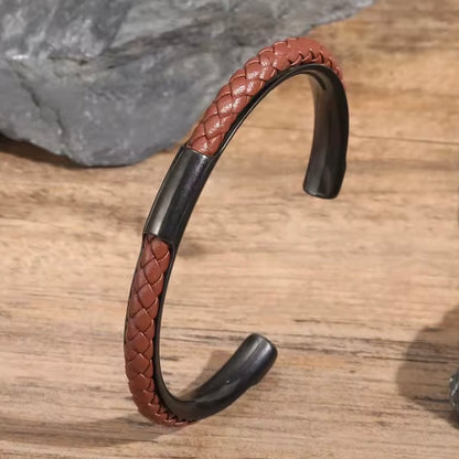 Stijlvolle Herenarmband – Roestvrijstalen Manchet met Zacht PU-Leren Inzetstuk