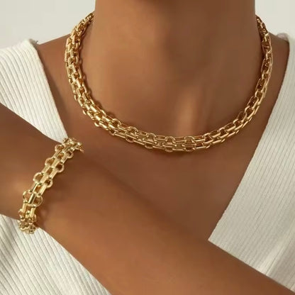 🛍️ 🛍️ Exclusieve 7-delige Dames Sieradenset – Kettingen, Armband & Gratis Oorbellen